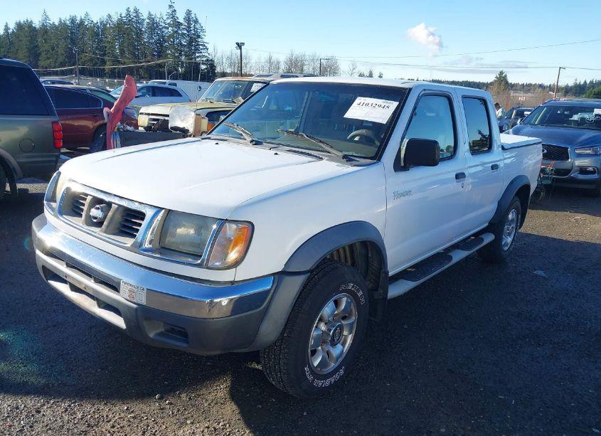 Photo 2 of 2000 Nissan Frontier SE-V6/XE-V6 (VIN 1N6ED27T5YC306110)