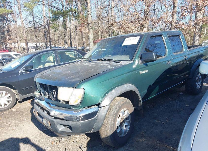 Photo 2 of 2000 Nissan Frontier SE-V6/XE-V6 (VIN 1N6ED27T5YC313753)