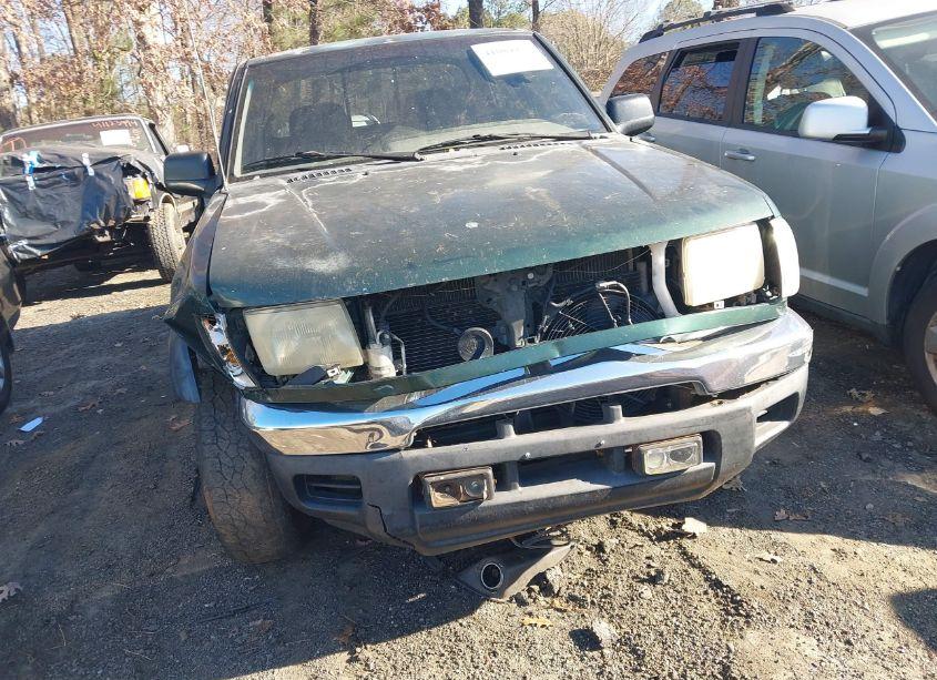 Photo 6 of 2000 Nissan Frontier SE-V6/XE-V6 (VIN 1N6ED27T5YC313753)