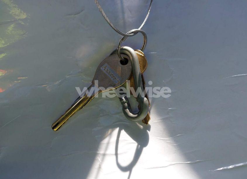 Photo 11 of 2000 Nissan Frontier SE-V6/XE-V6 (VIN 1N6ED27T5YC437442)