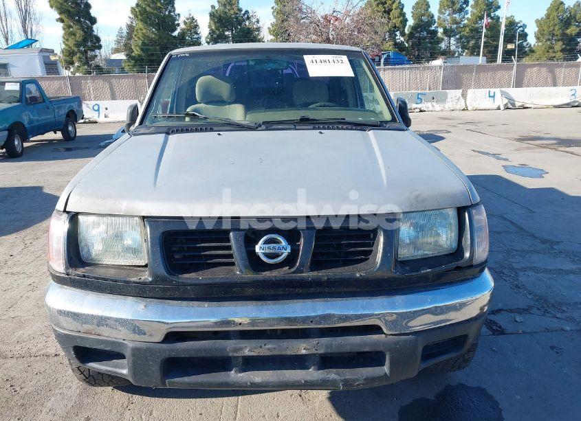 Photo 6 of 2000 Nissan Frontier SE-V6/XE-V6 (VIN 1N6ED27T5YC437442)