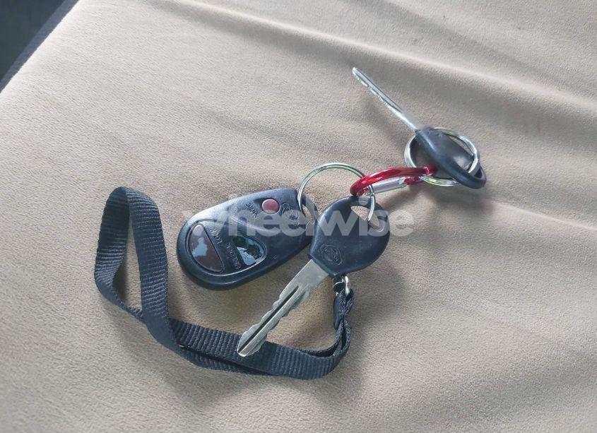 Photo 11 of 2001 Nissan Frontier XE-V6 (VIN 1N6ED27T61C300323)