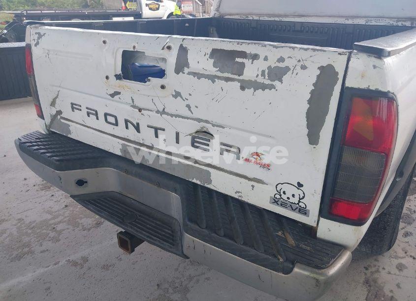 Photo 14 of 2001 Nissan Frontier XE-V6 (VIN 1N6ED27T61C300323)