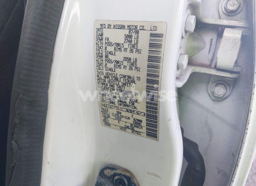 Photo 9 of 2001 Nissan Frontier XE-V6 (VIN 1N6ED27T61C300323)