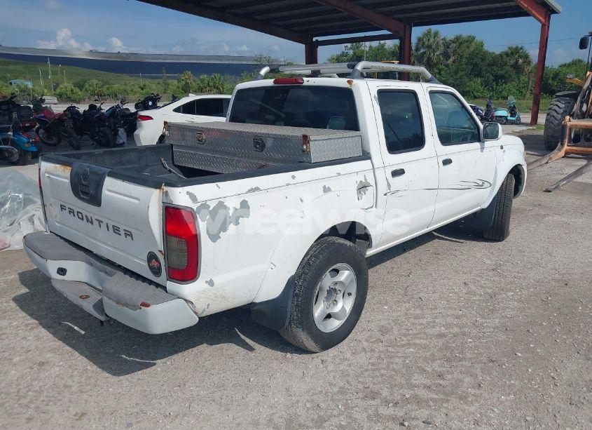 Photo 4 of 2001 Nissan Frontier SE-V6 (VIN 1N6ED27T61C324671)