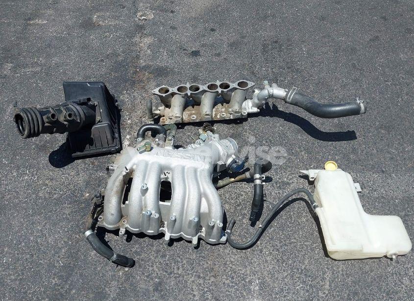 Photo 12 of 2001 Nissan Frontier XE-V6 (VIN 1N6ED27T61C355015)