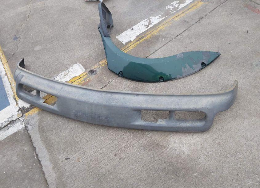 Photo 12 of 2001 Nissan Frontier XE-V6 (VIN 1N6ED27T71C303652)