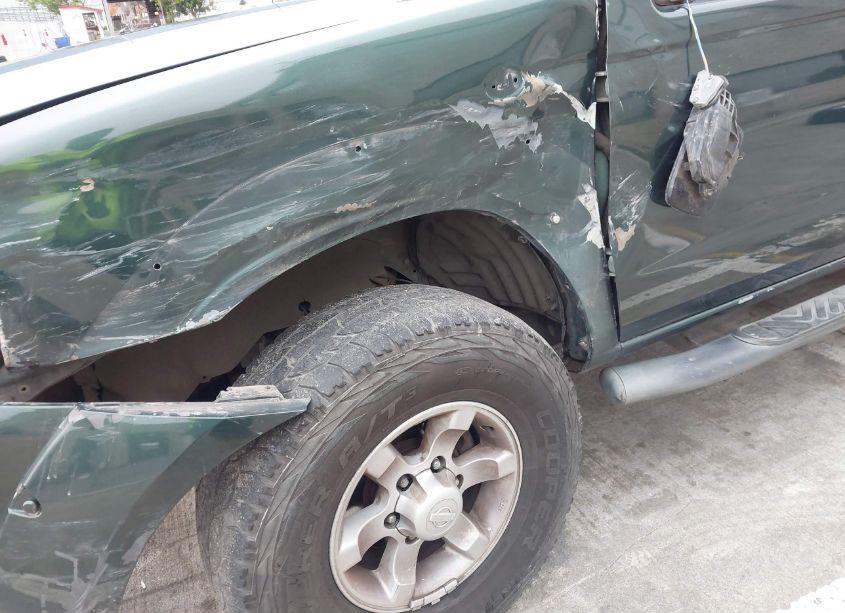 Photo 6 of 2001 Nissan Frontier XE-V6 (VIN 1N6ED27T71C303652)