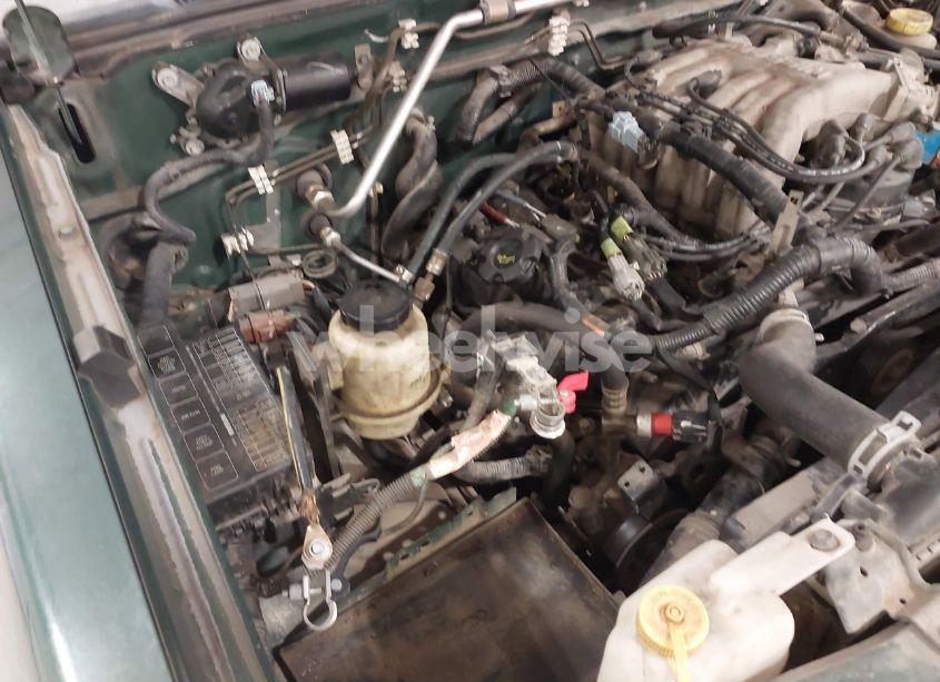 Photo 6 of 2002 Nissan Frontier XE-V6 (VIN 1N6ED27T72C330934)