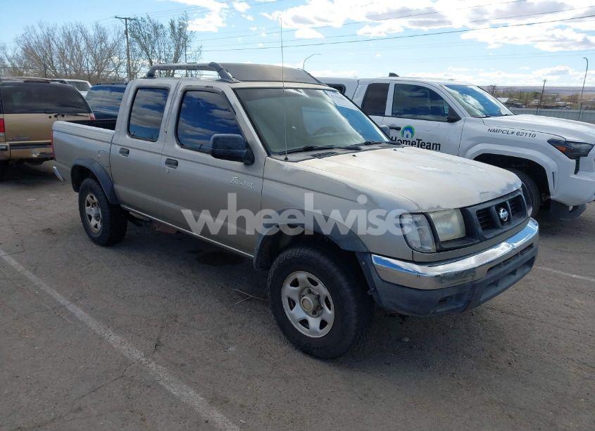 2000 Nissan Frontier SE-V6/XE-V6 (VIN 1N6ED27T7YC402398) main photo