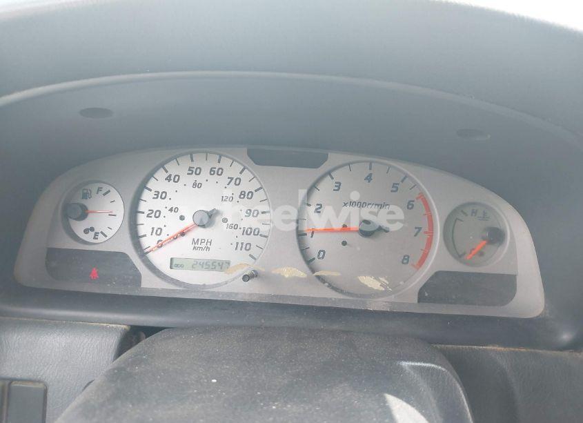 Photo 7 of 2001 Nissan Frontier SE-V6 (VIN 1N6ED27T81C305653)