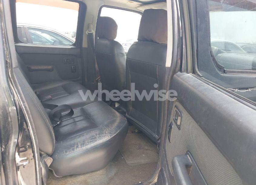 Photo 8 of 2001 Nissan Frontier SE-V6 (VIN 1N6ED27T81C305653)