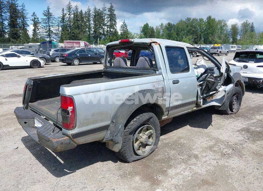Photo 4 of 2002 Nissan Frontier XE-V6 (VIN 1N6ED27T82C390768)