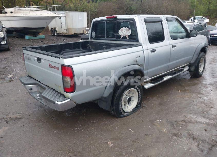 Photo 4 of 2000 Nissan Frontier SE-V6/XE-V6 (VIN 1N6ED27T8YC321135)