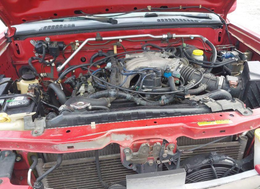 Photo 10 of 2001 Nissan Frontier SE-V6 (VIN 1N6ED27T91C304074)