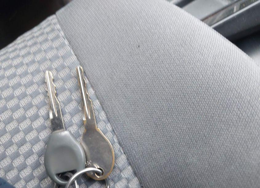 Photo 11 of 2001 Nissan Frontier SE-V6 (VIN 1N6ED27T91C304074)