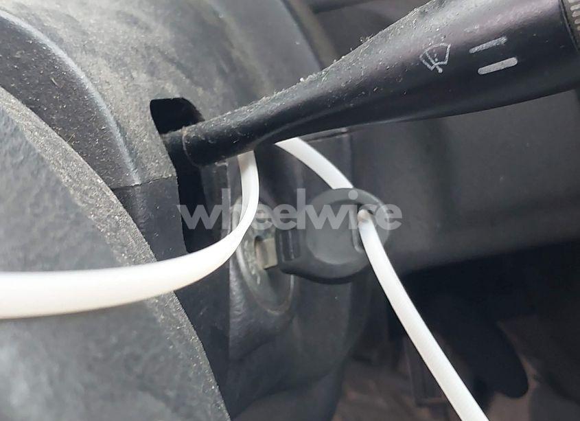 Photo 11 of 2001 Nissan Frontier SE-V6 (VIN 1N6ED27T91C318489)