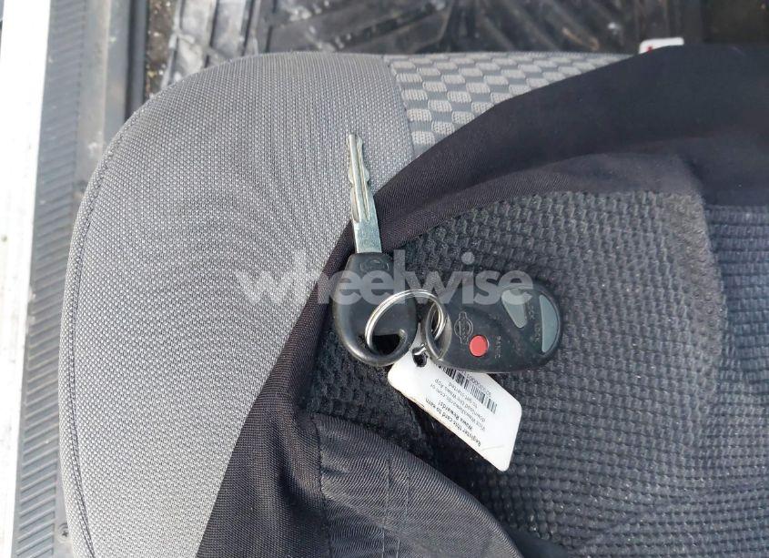 Photo 11 of 2001 Nissan Frontier SE-V6 (VIN 1N6ED27T91C338614)