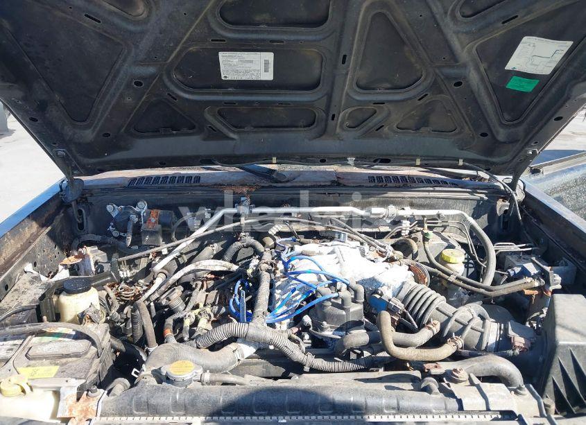 Photo 10 of 2001 Nissan Frontier SE-V6 (VIN 1N6ED27T91C392060)