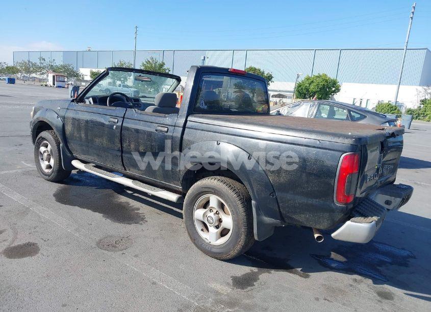 Photo 3 of 2001 Nissan Frontier SE-V6 (VIN 1N6ED27T91C392060)