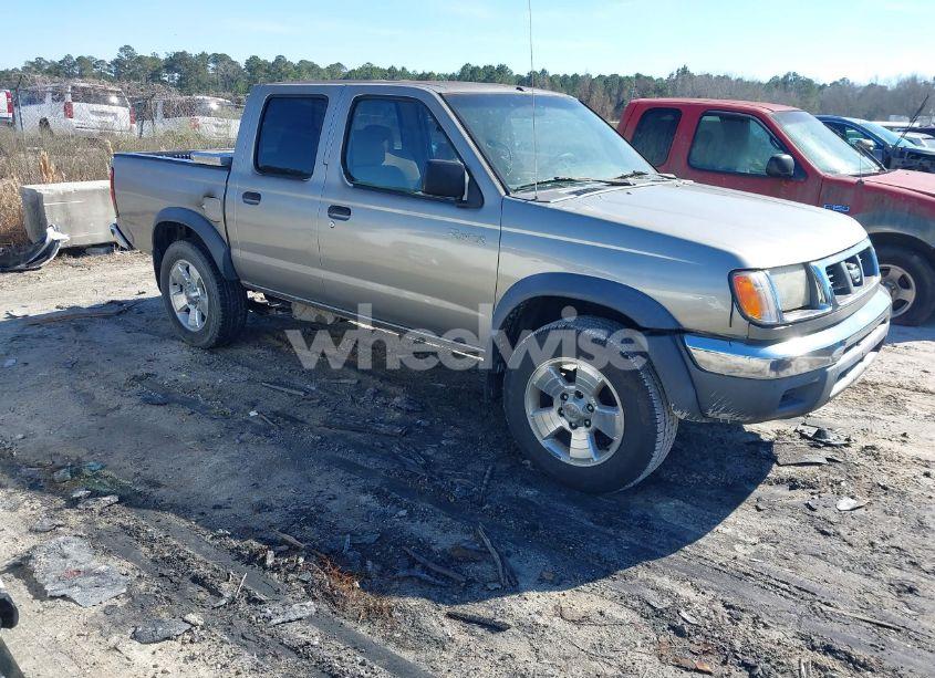 2000 Nissan Frontier SE-V6/XE-V6 (VIN 1N6ED27T9YC315067) main photo