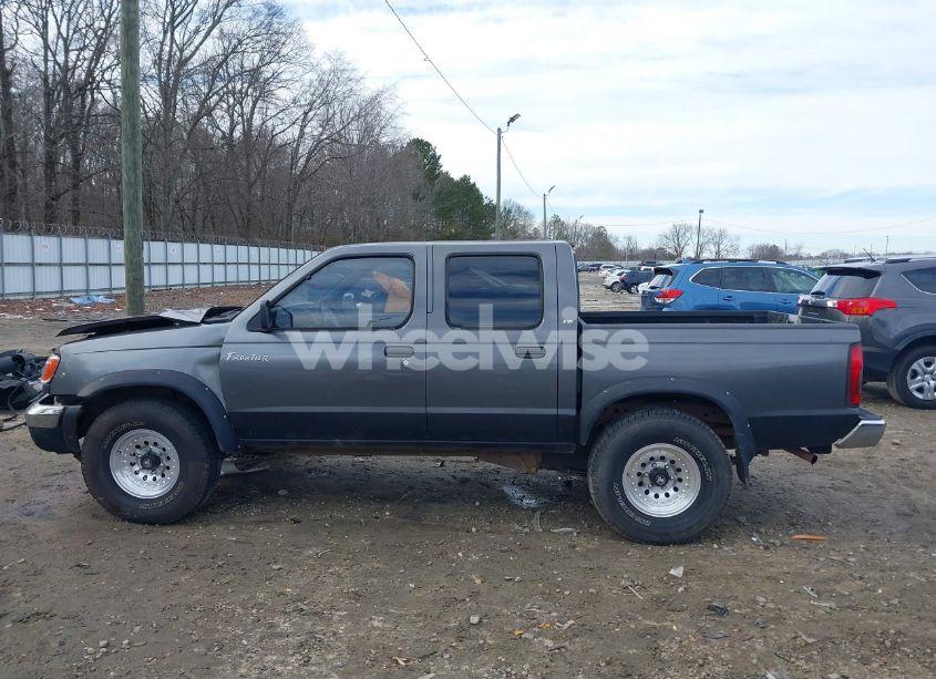 Photo 14 of 2000 Nissan Frontier SE-V6/XE-V6 (VIN 1N6ED27T9YC339627)