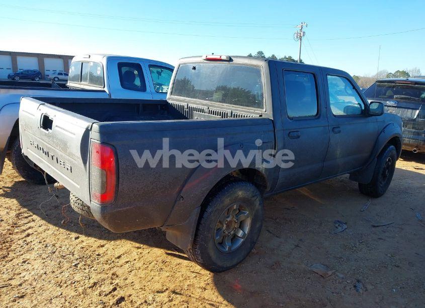 Photo 4 of 2003 Nissan Frontier XE-V6 (VIN 1N6ED27Y03C416020)