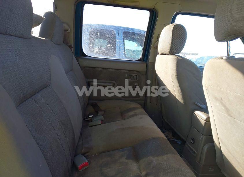 Photo 8 of 2003 Nissan Frontier XE-V6 (VIN 1N6ED27Y03C416020)