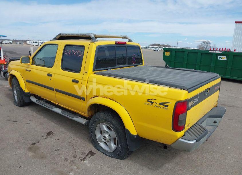 Photo 3 of 2000 Nissan Frontier SE-V6/XE-V6 (VIN 1N6ED27Y0YC390266)