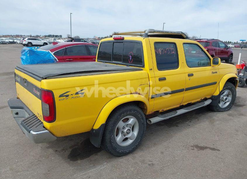 Photo 4 of 2000 Nissan Frontier SE-V6/XE-V6 (VIN 1N6ED27Y0YC390266)