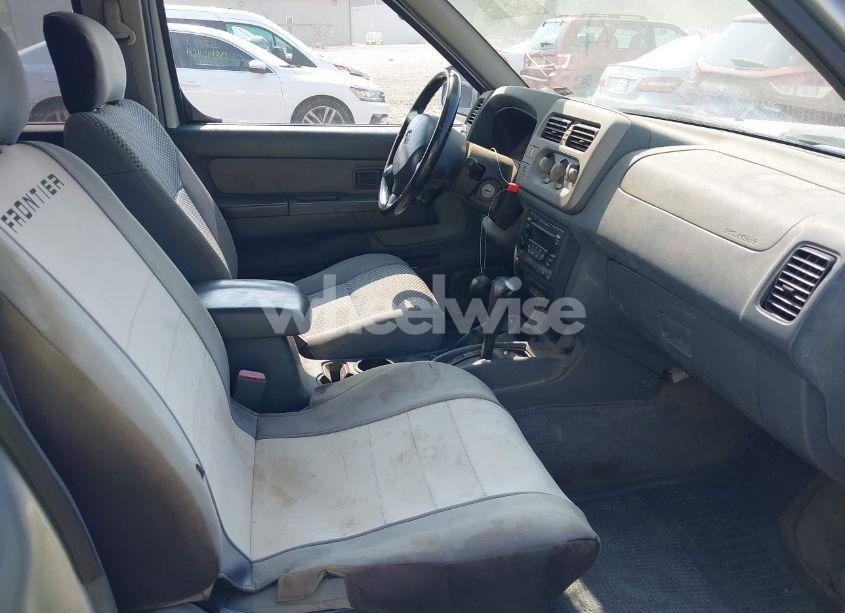 Photo 5 of 2001 Nissan Frontier SE-V6 (VIN 1N6ED27Y21C378769)