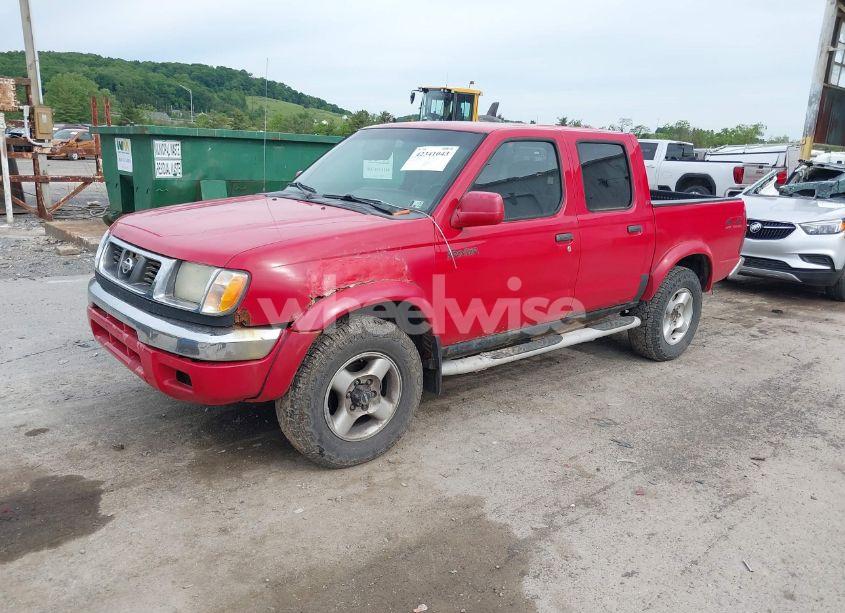 Photo 2 of 2000 Nissan Frontier SE-V6/XE-V6 (VIN 1N6ED27Y3YC324794)