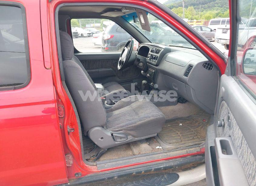 Photo 5 of 2000 Nissan Frontier SE-V6/XE-V6 (VIN 1N6ED27Y3YC324794)