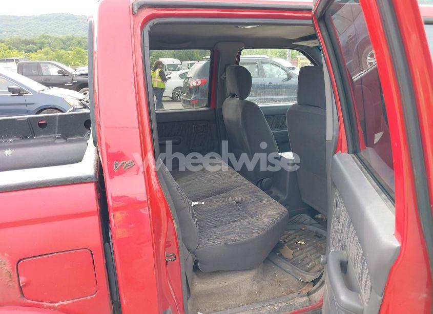 Photo 8 of 2000 Nissan Frontier SE-V6/XE-V6 (VIN 1N6ED27Y3YC324794)