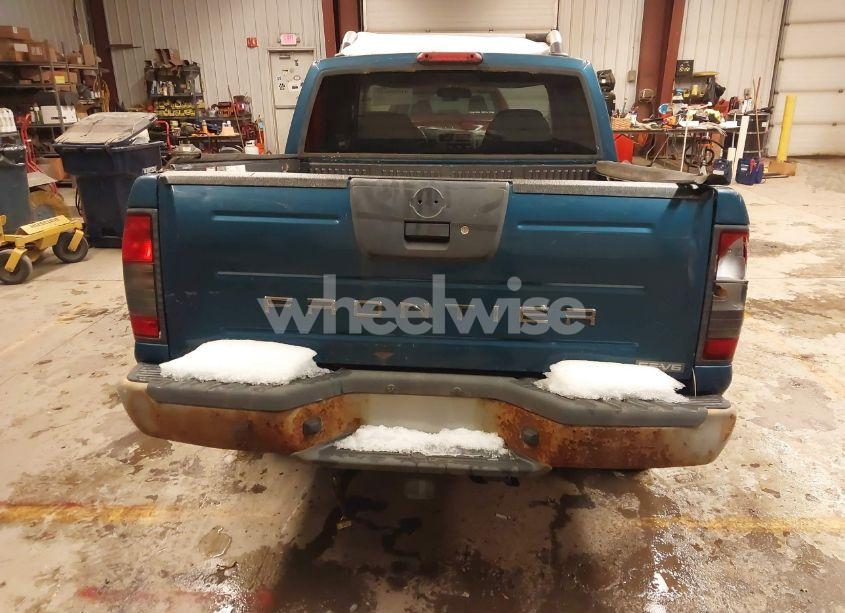 Photo 6 of 2001 Nissan Frontier SE-V6 (VIN 1N6ED27Y51C382993)