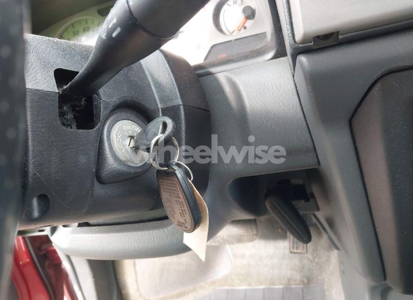 Photo 11 of 2001 Nissan Frontier SE-V6 (VIN 1N6ED27Y71C307647)