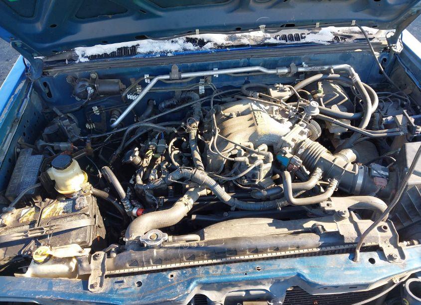 Photo 10 of 2003 Nissan Frontier XE-V6 (VIN 1N6ED27Y73C441853)