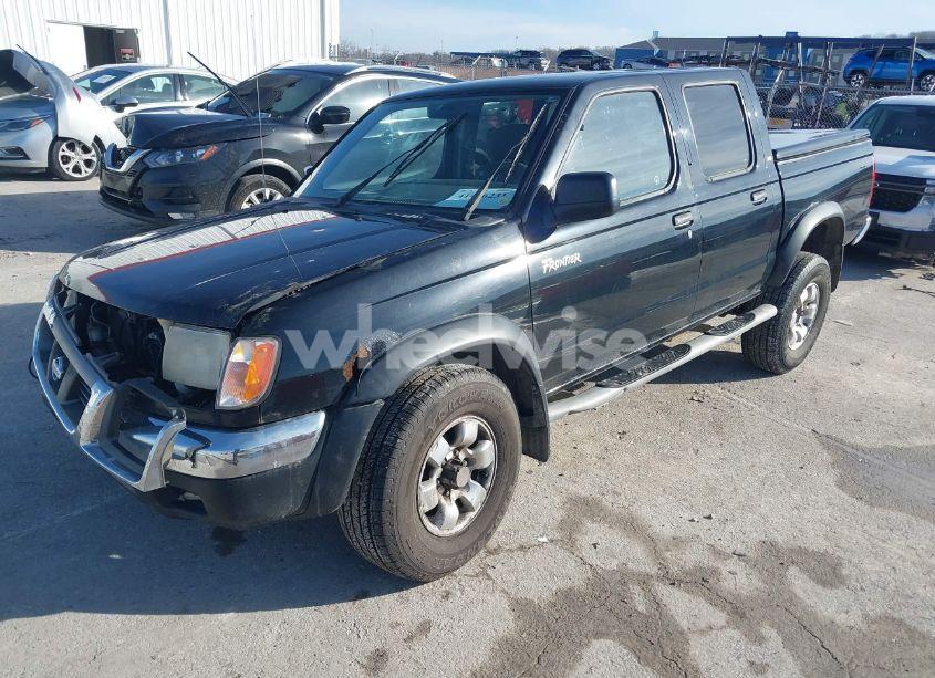 Photo 2 of 2000 Nissan Frontier SE-V6/XE-V6 (VIN 1N6ED27Y7YC341338)