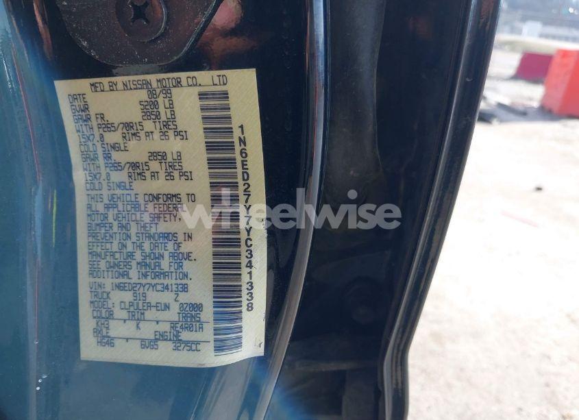 Photo 9 of 2000 Nissan Frontier SE-V6/XE-V6 (VIN 1N6ED27Y7YC341338)