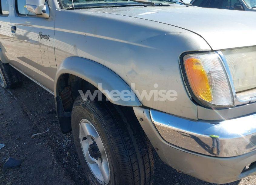 Photo 6 of 2000 Nissan Frontier SE-V6/XE-V6 (VIN 1N6ED27Y7YC380463)