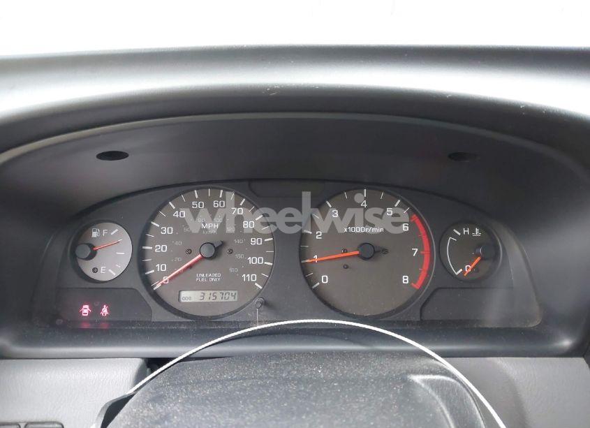 Photo 7 of 2000 Nissan Frontier SE-V6/XE-V6 (VIN 1N6ED27Y7YC426745)