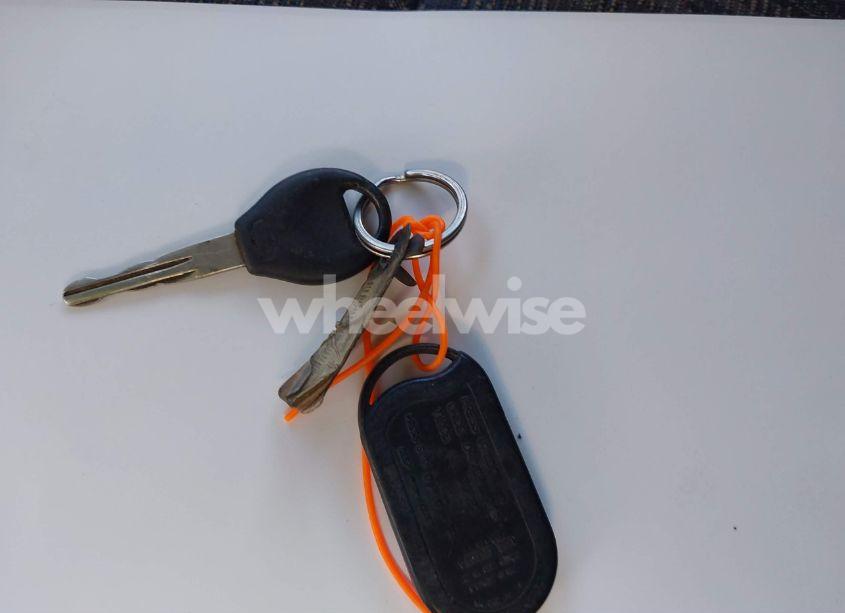 Photo 11 of 2000 Nissan Frontier SE-V6/XE-V6 (VIN 1N6ED27Y8YC378530)