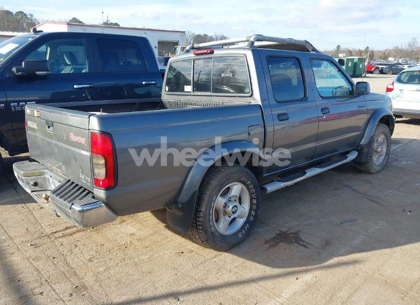 Photo 4 of 2000 Nissan Frontier SE-V6/XE-V6 (VIN 1N6ED27Y8YC378530)