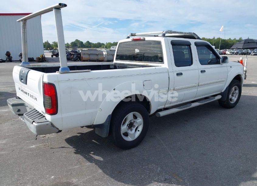 Photo 4 of 2002 Nissan Frontier SE-V6 (VIN 1N6ED29X02C326644)