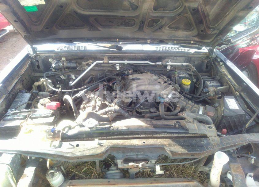 Photo 10 of 2002 Nissan Frontier SE-V6 (VIN 1N6ED29X02C357229)