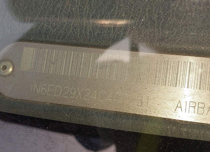 Photo 9 of 2004 Nissan Frontier XE-V6 (VIN 1N6ED29X24C400231)