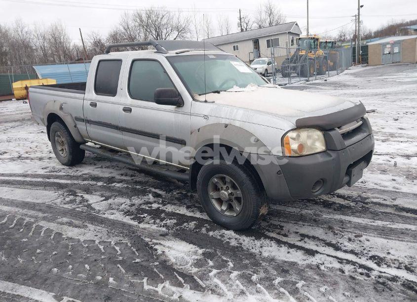 2002 Nissan Frontier XE-V6 (VIN 1N6ED29X42C312987) main photo