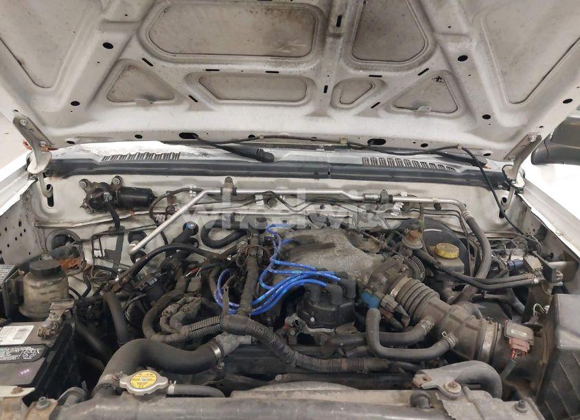 Photo 10 of 2003 Nissan Frontier XE-V6 (VIN 1N6ED29X63C468823)