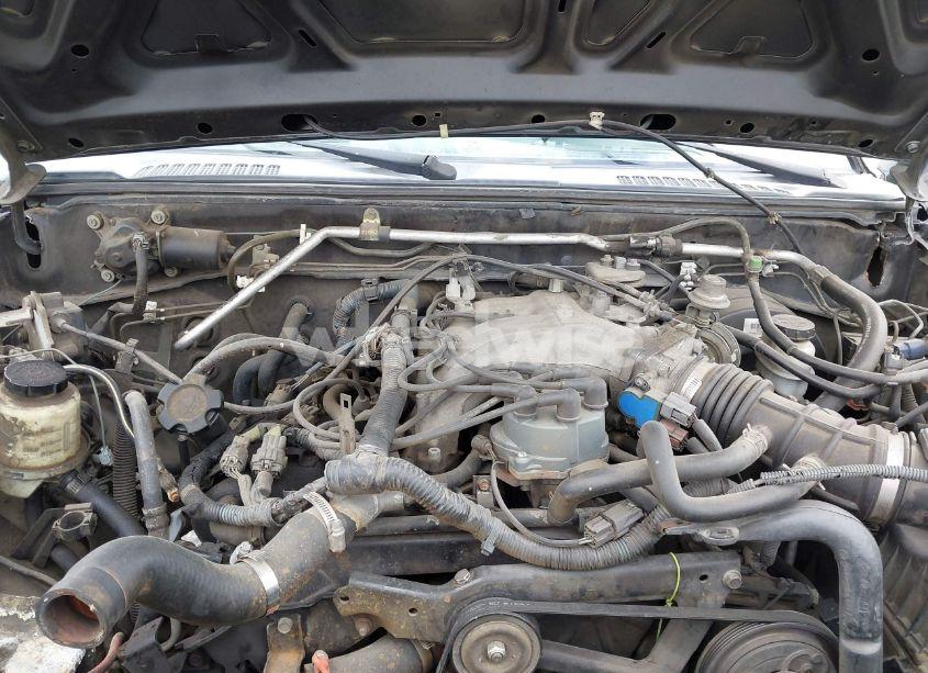 Photo 10 of 2003 Nissan Frontier SE-V6 (VIN 1N6ED29X83C402872)