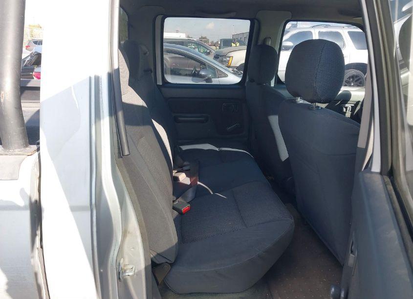 Photo 8 of 2003 Nissan Frontier XE-V6 (VIN 1N6ED29X83C419364)